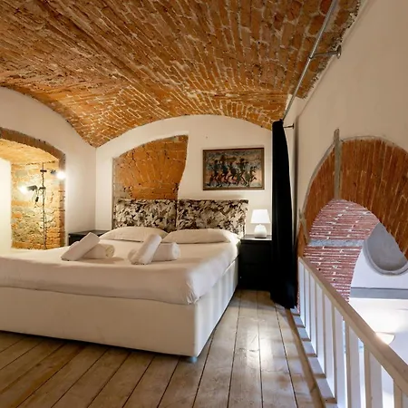 Oltrarno Loft By Halldis アパート